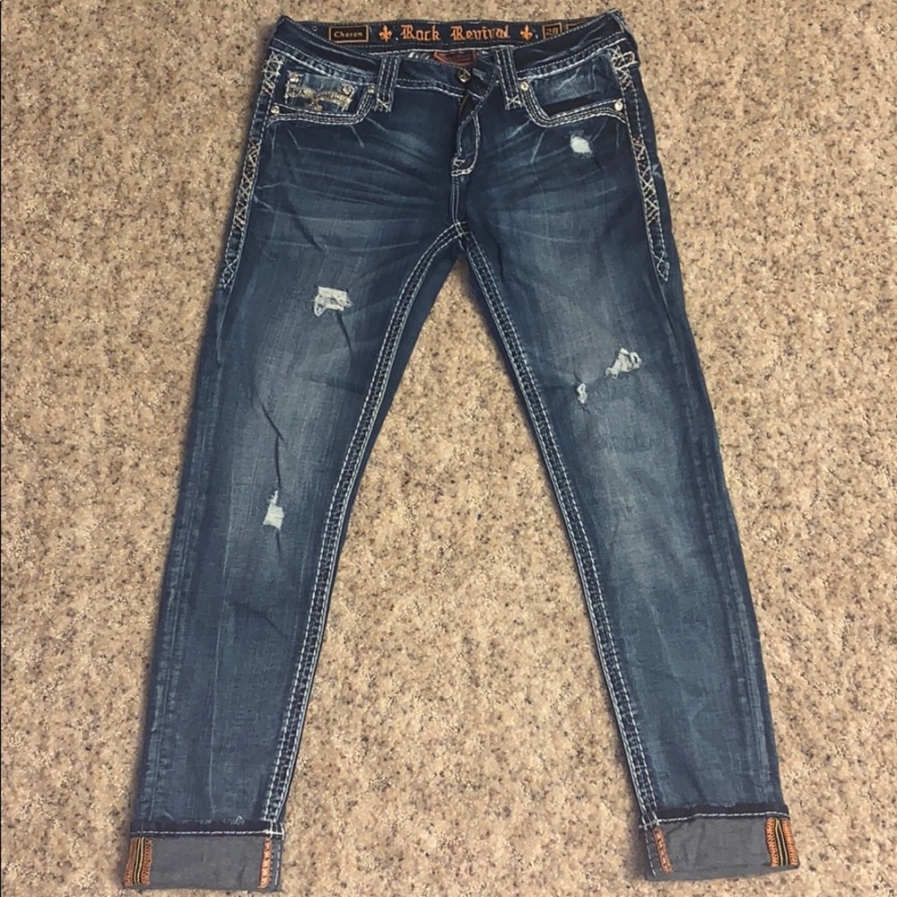 Ripped skinny jeans
